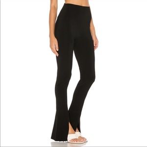 Norma Kamali Spat Jersey Leggings